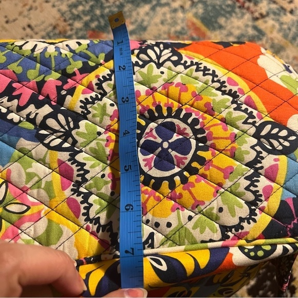 Vera Bradley like new condition backpack main image 4